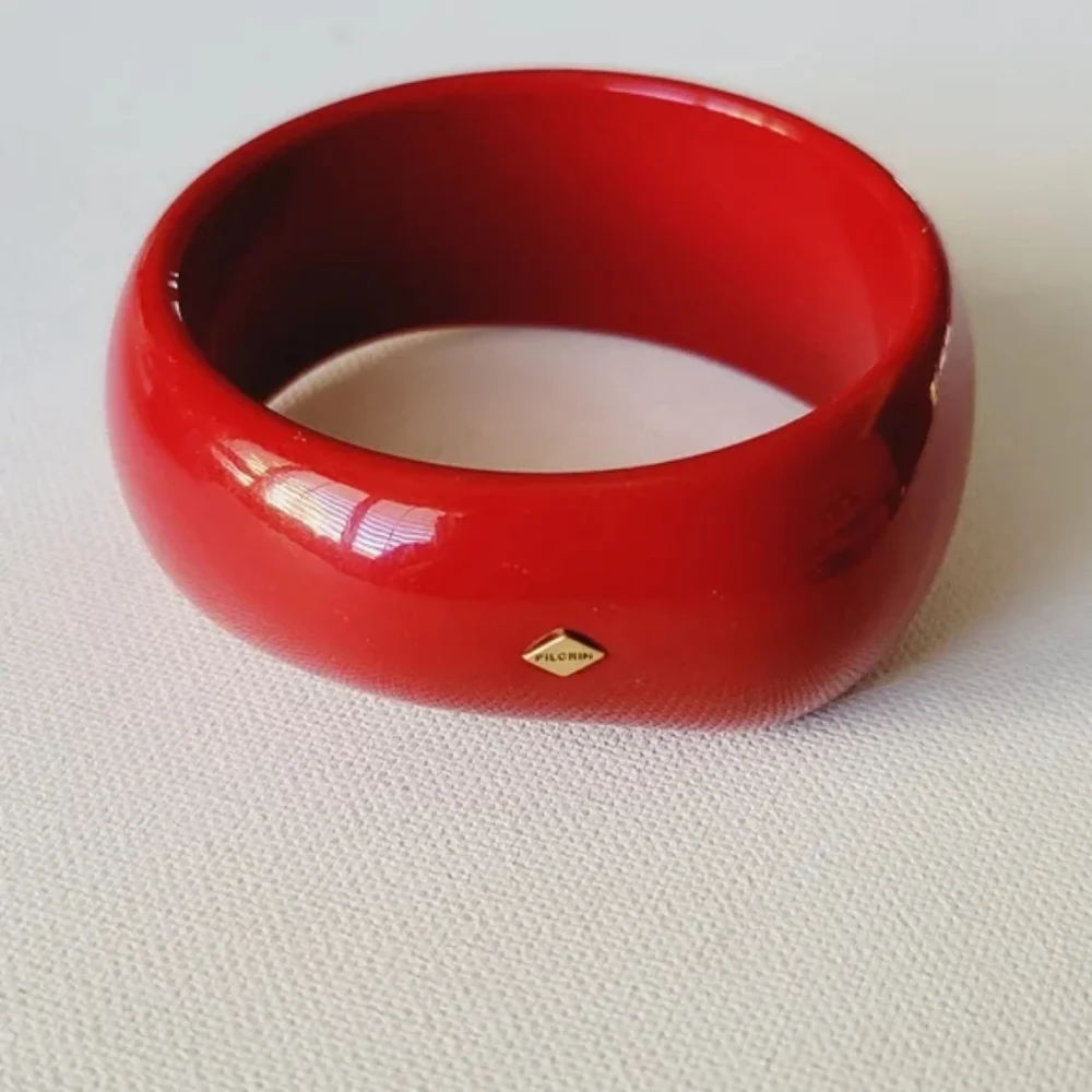 PILGRIM Danish Design Wavy, Lucite, Elegant, Classy, Timeless, Vintage B… - Picture 4 of 8